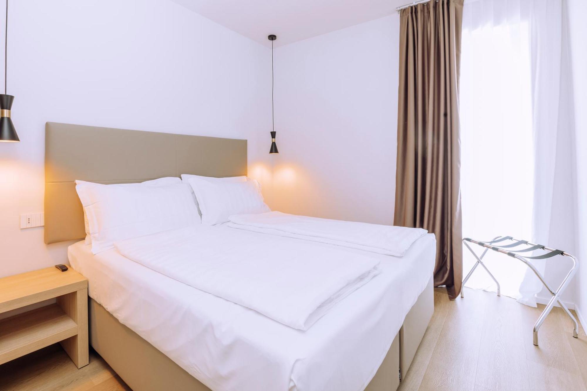 Ah Porticcioli Boutique Apartments Сан-Феліче-дель-Бенако Екстер'єр фото