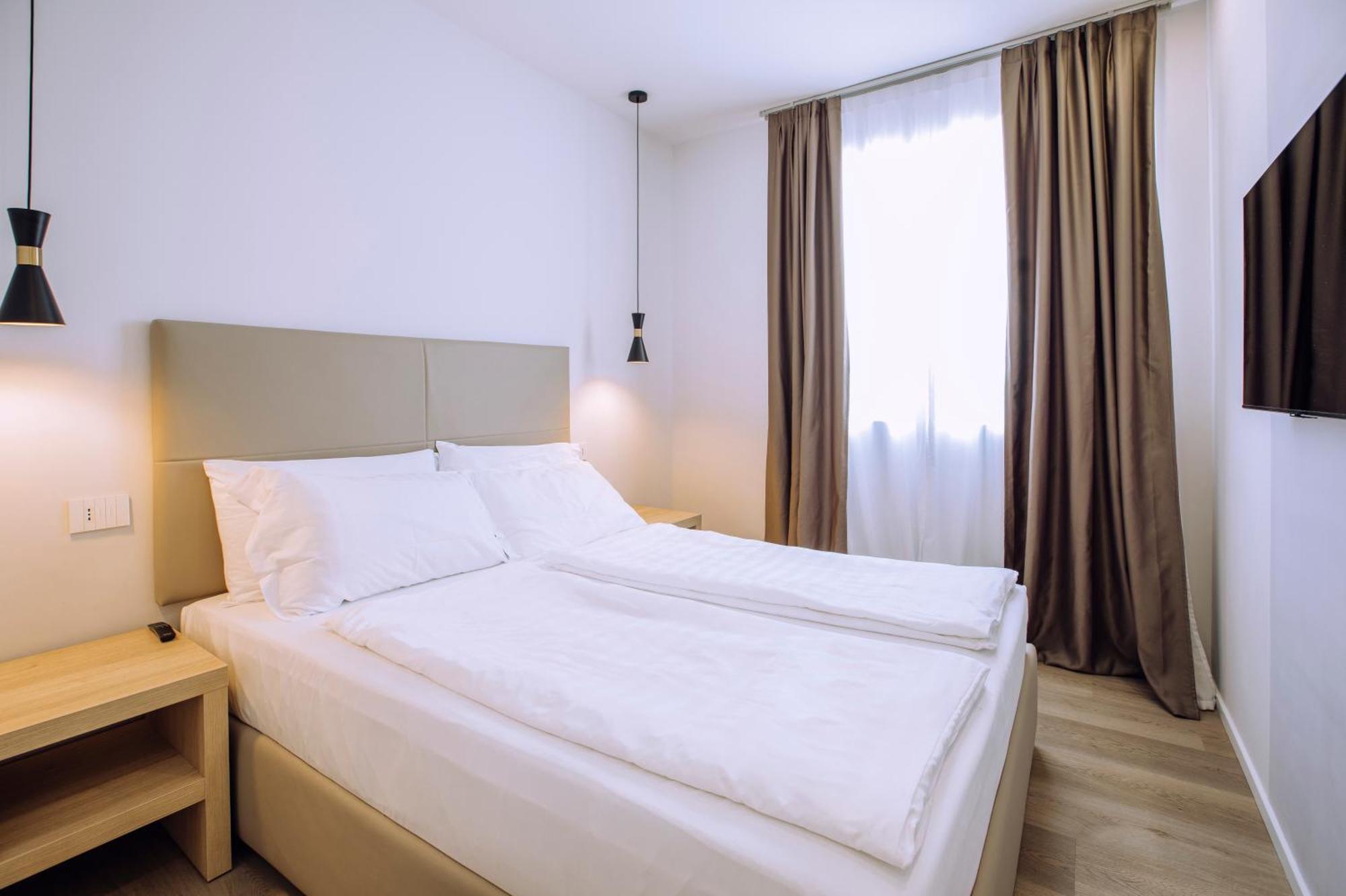 Ah Porticcioli Boutique Apartments Сан-Феліче-дель-Бенако Екстер'єр фото